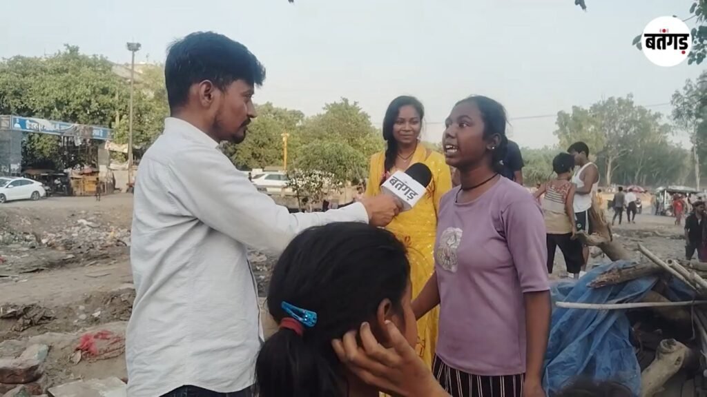 वादों का 'बुलडोजर': दिल्ली के शालीमार बाग में जमींदोज हुए 242 आशियाने, पासवान समाज दाने-दाने को मोहताज 19 WhatsApp Image 2026 05 21 at 17.03.48 1