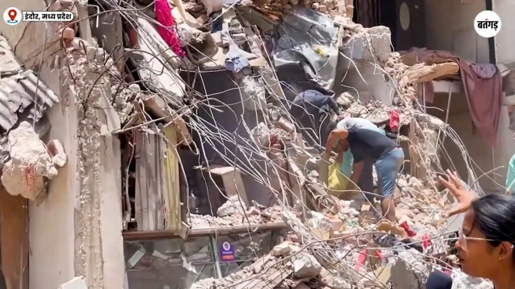 छावनी में अतिक्रमण हटाओ अभियान पर बवाल, 150 साल पुराने घर टूटे मुआवजा अब तक नहीं 18 WhatsApp Image 2026 05 30 at 12.26.38