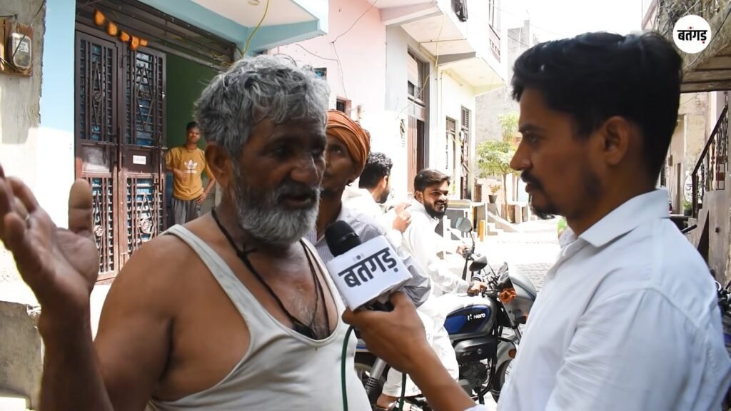 गाजियाबाद के विकास कुंज में बिजली संकट गहराया, हफ्तों से कटौती से परेशान लोग 19 WhatsApp Image 2026 05 30 at 12.51.19