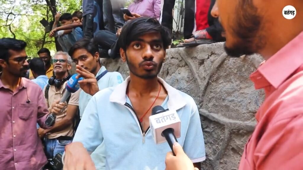 दिल्ली के होटल में भीषण आग: कई लोगों की मौत, विदेशी नागरिकों के हताहत होने की आशंका 19 WhatsApp Image 2026 06 04 at 1.01.47 PM